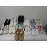 +VAT Bundle of ladies trainers, new and used, of various sizes, includes- New Balance, Zara +