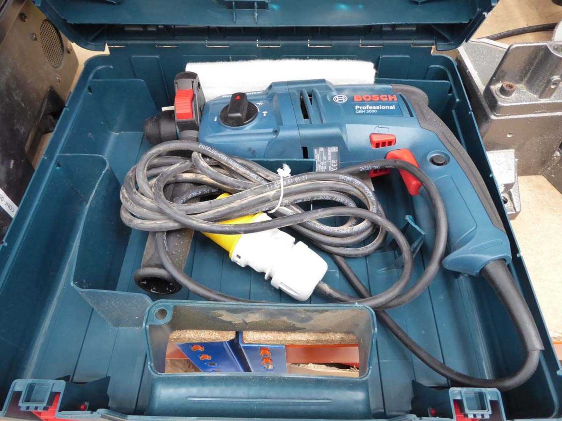 Bosch jigsaw 110v plus a transformer - Image 2 of 2