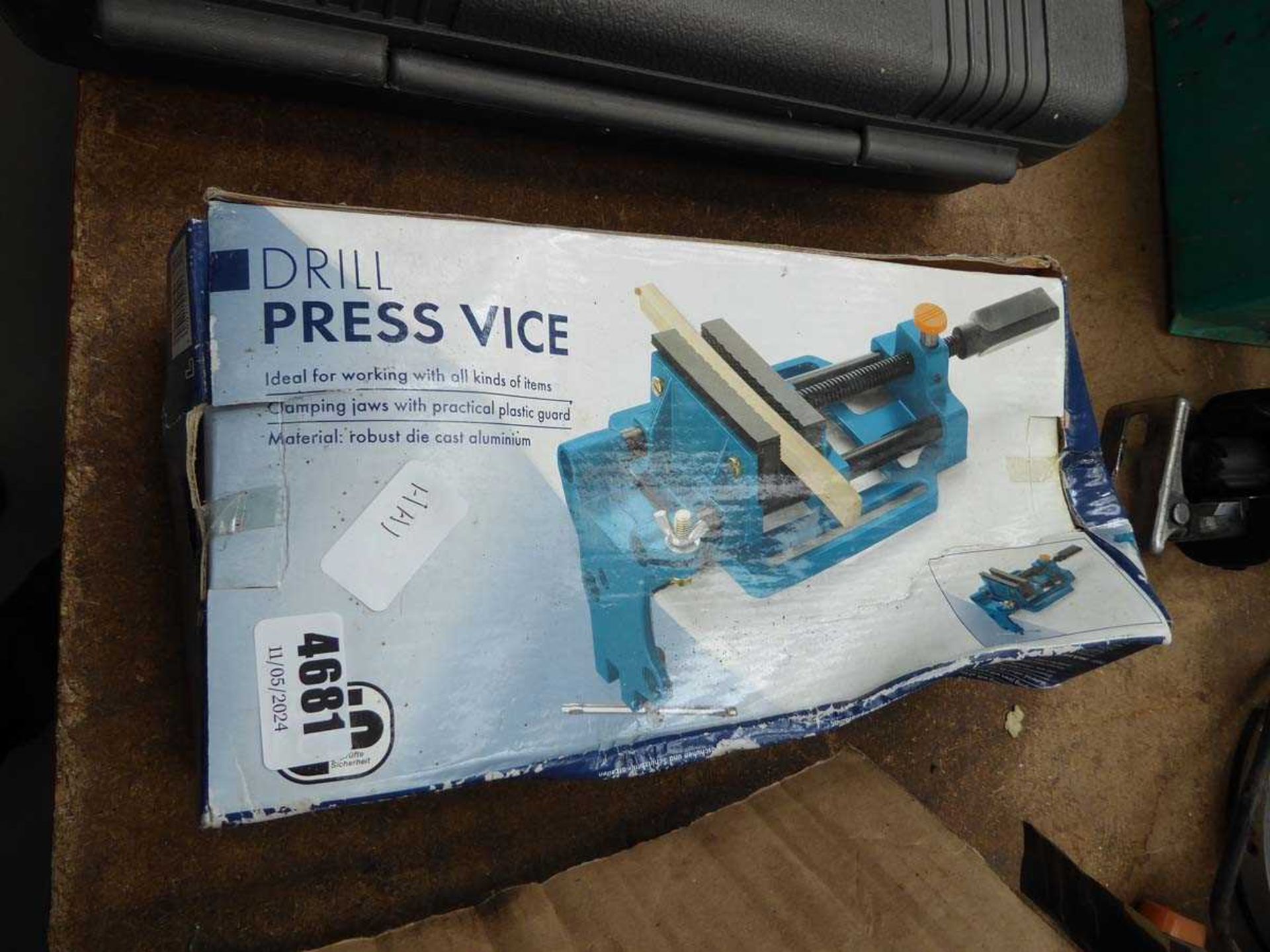 Boxed drill press vice