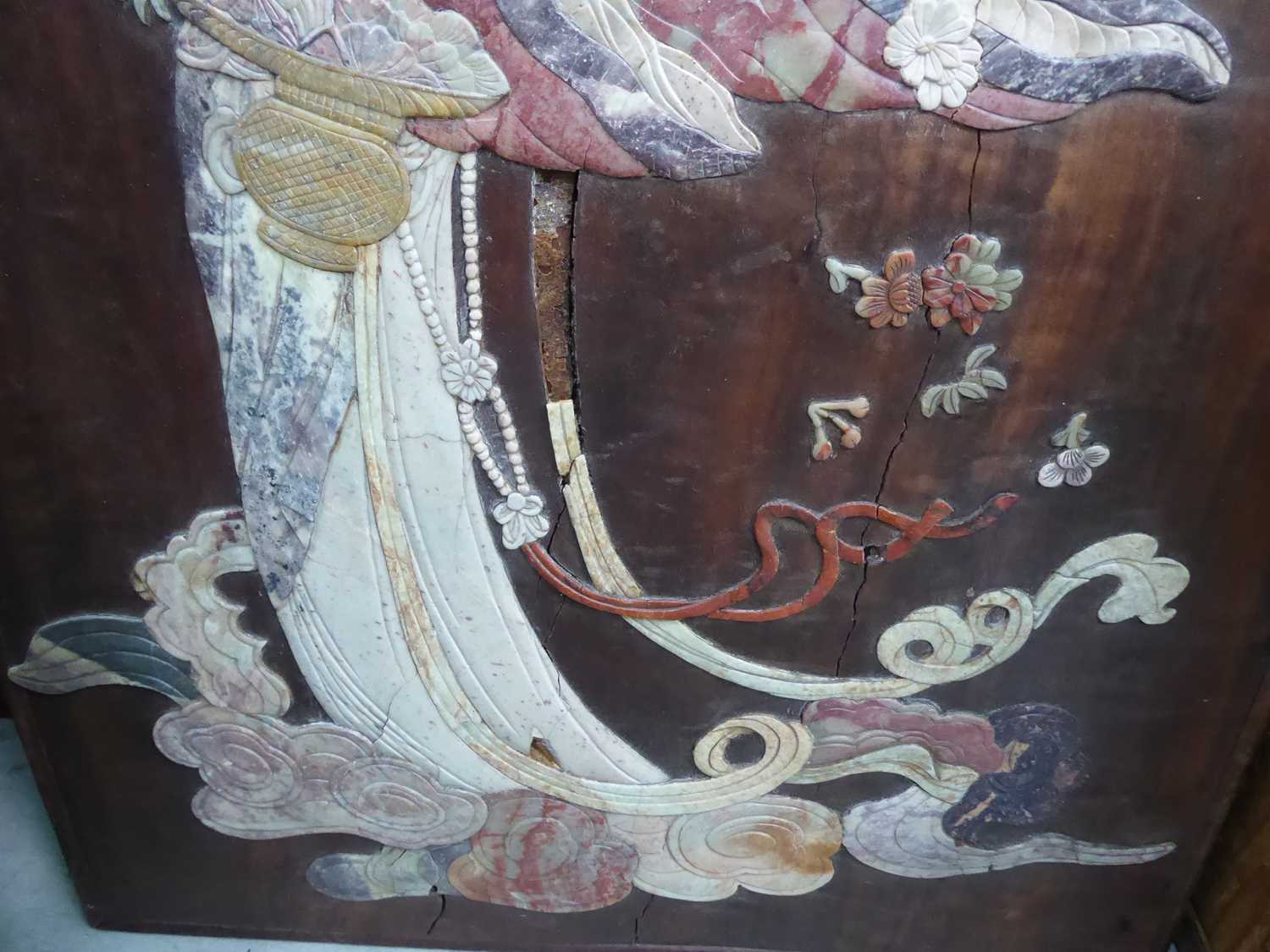 A Chinese Export panel decorated with figures inlaid with hardstones, 62 x 45 cm, together with - Image 10 of 12