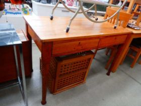 Oak writing table with 2 drawers