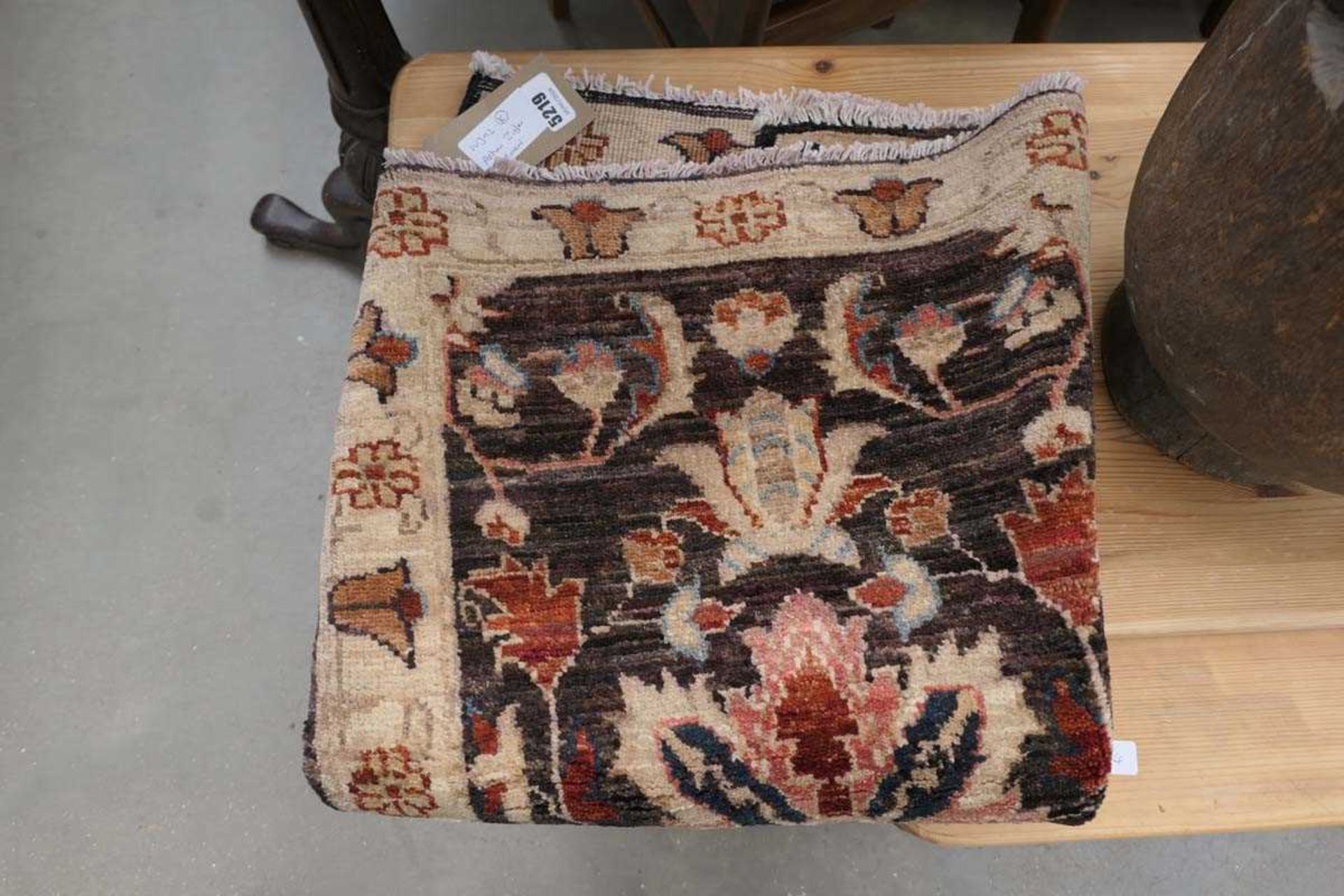 (k) Afghan Zigler rug