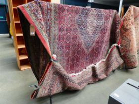 (11) Indian woollen carpet Approx. 250 x 350cm