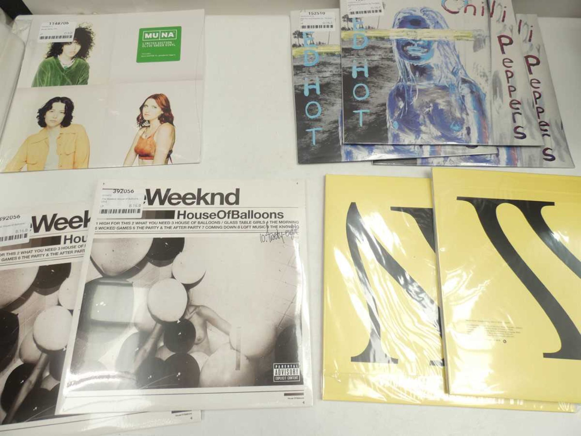 +VAT 3x Red Hot Chilli Peppers The Way LPs, 2x BadBadNotGood LPs, 2x The Weekend House of Balloons