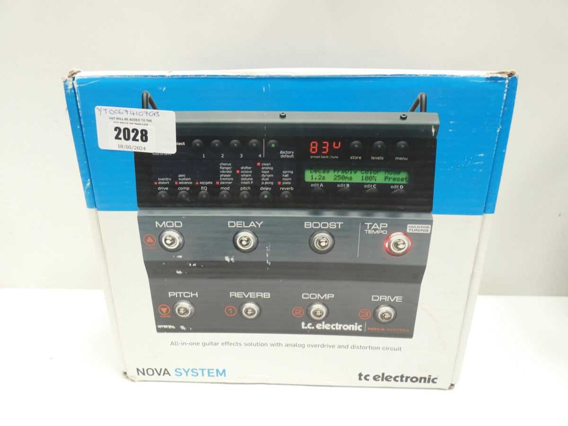 +VAT TC Electronic Nova System guitar pedal board