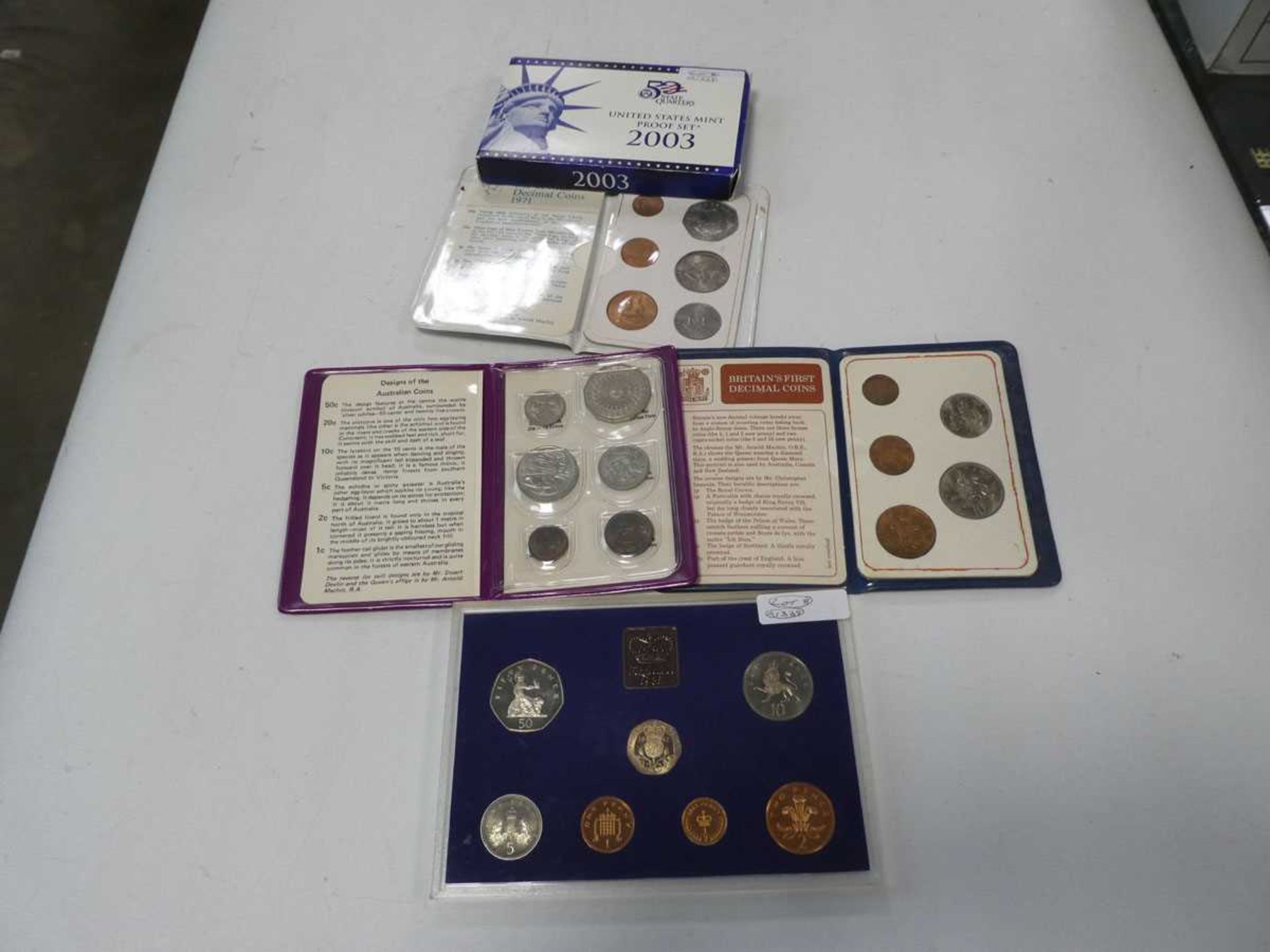 (8) Set of US Mint proof set, Elizabeth R 1982 coin set, and other coins