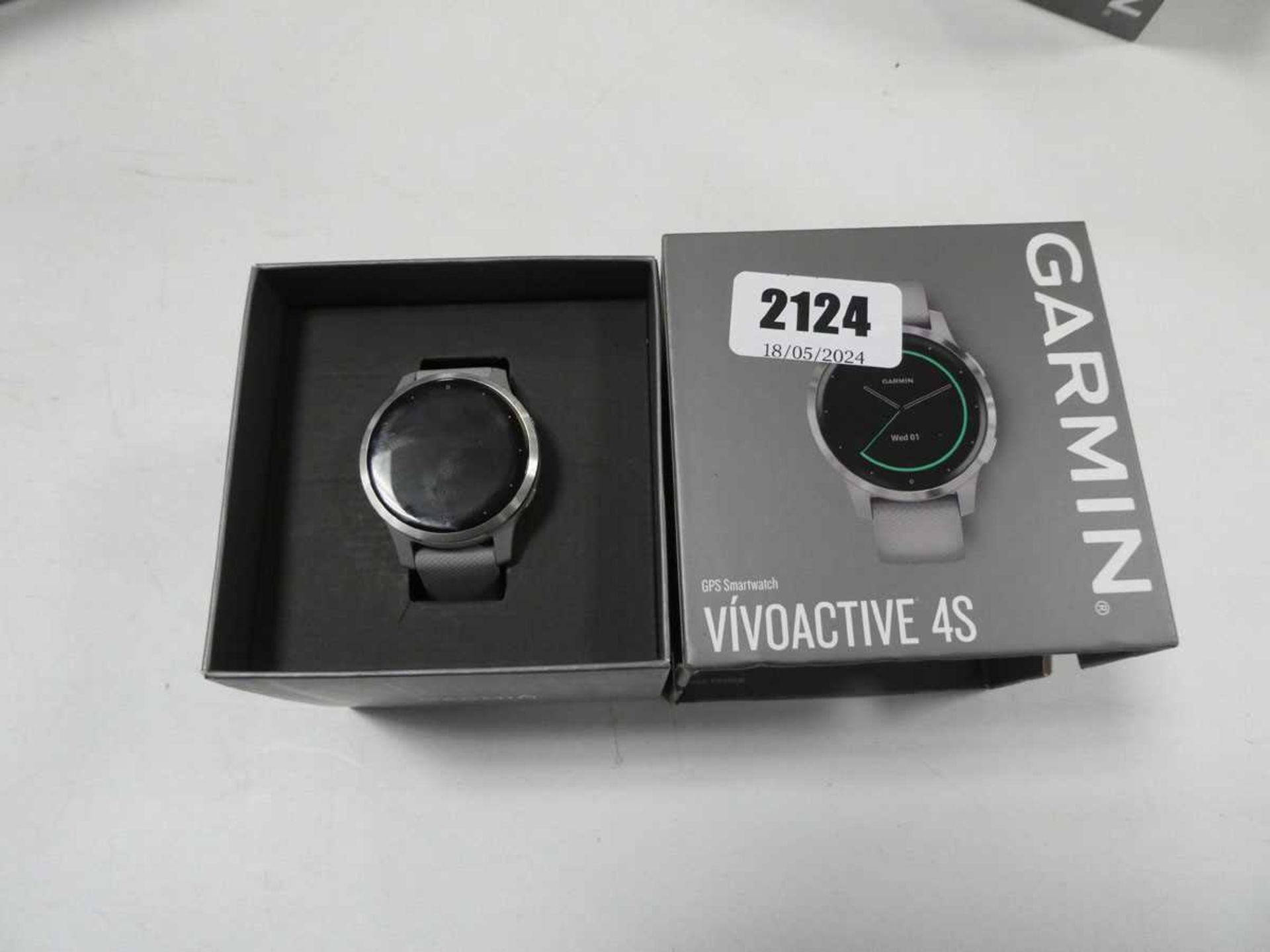 Garmin Vivo active 4S watch in case