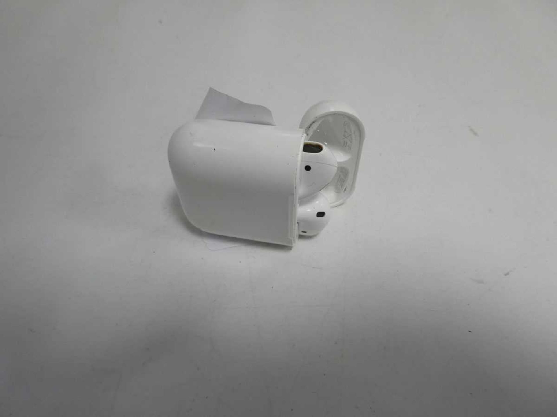 +VAT Apple airpod 2nd generation, unboxed