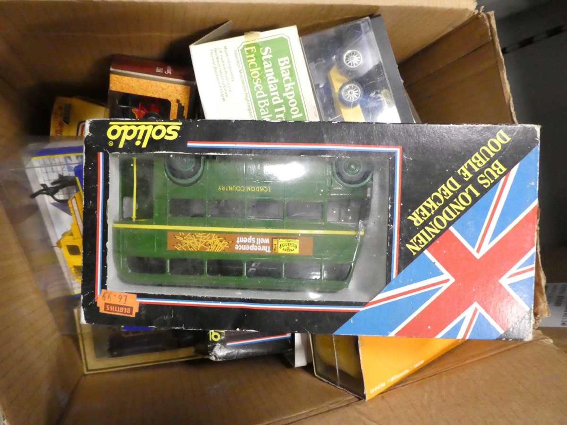 Box containing diecast vehicles - Image 2 of 3