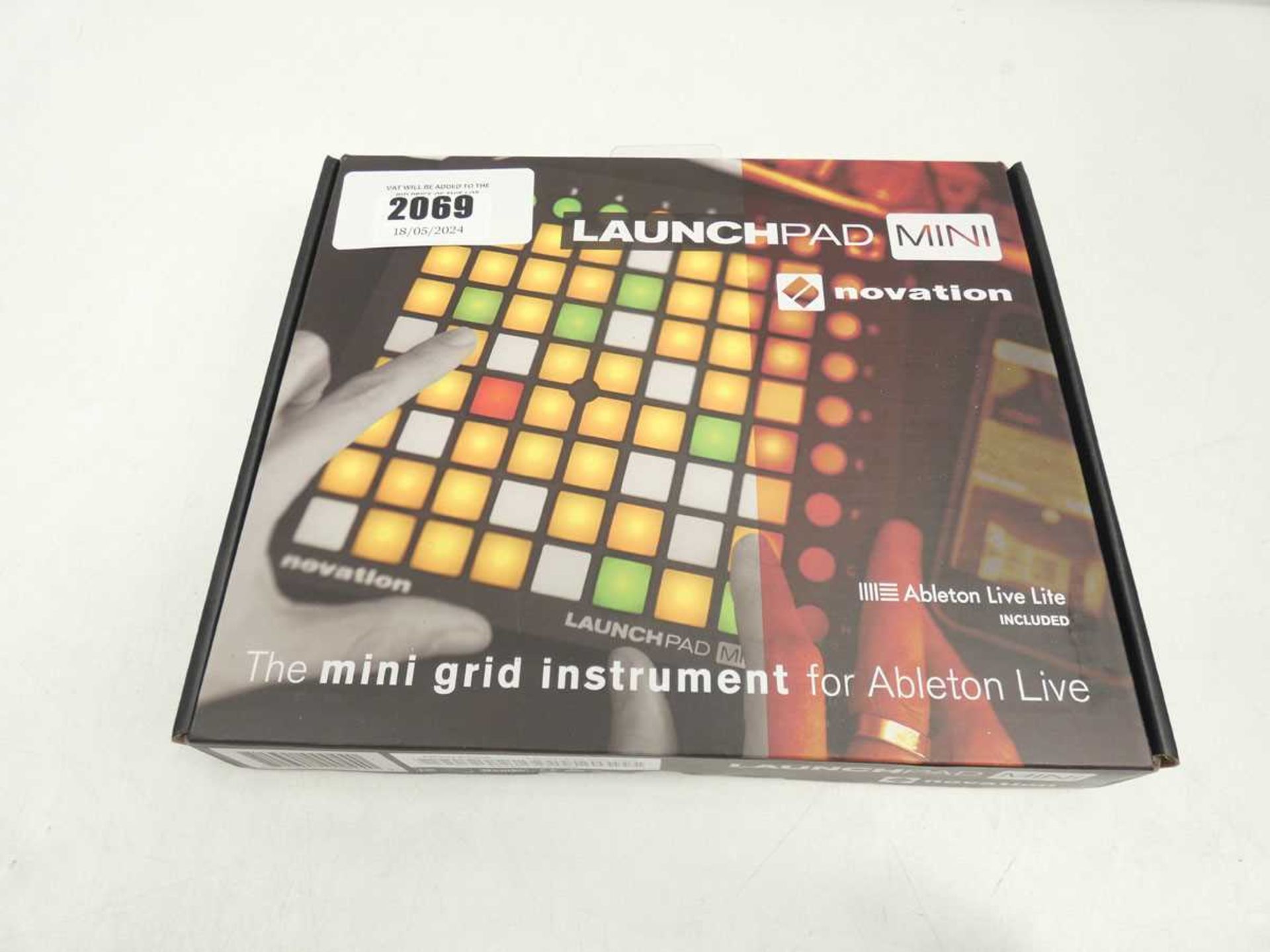 +VAT Novation Launchpad Mini MK2 Controller