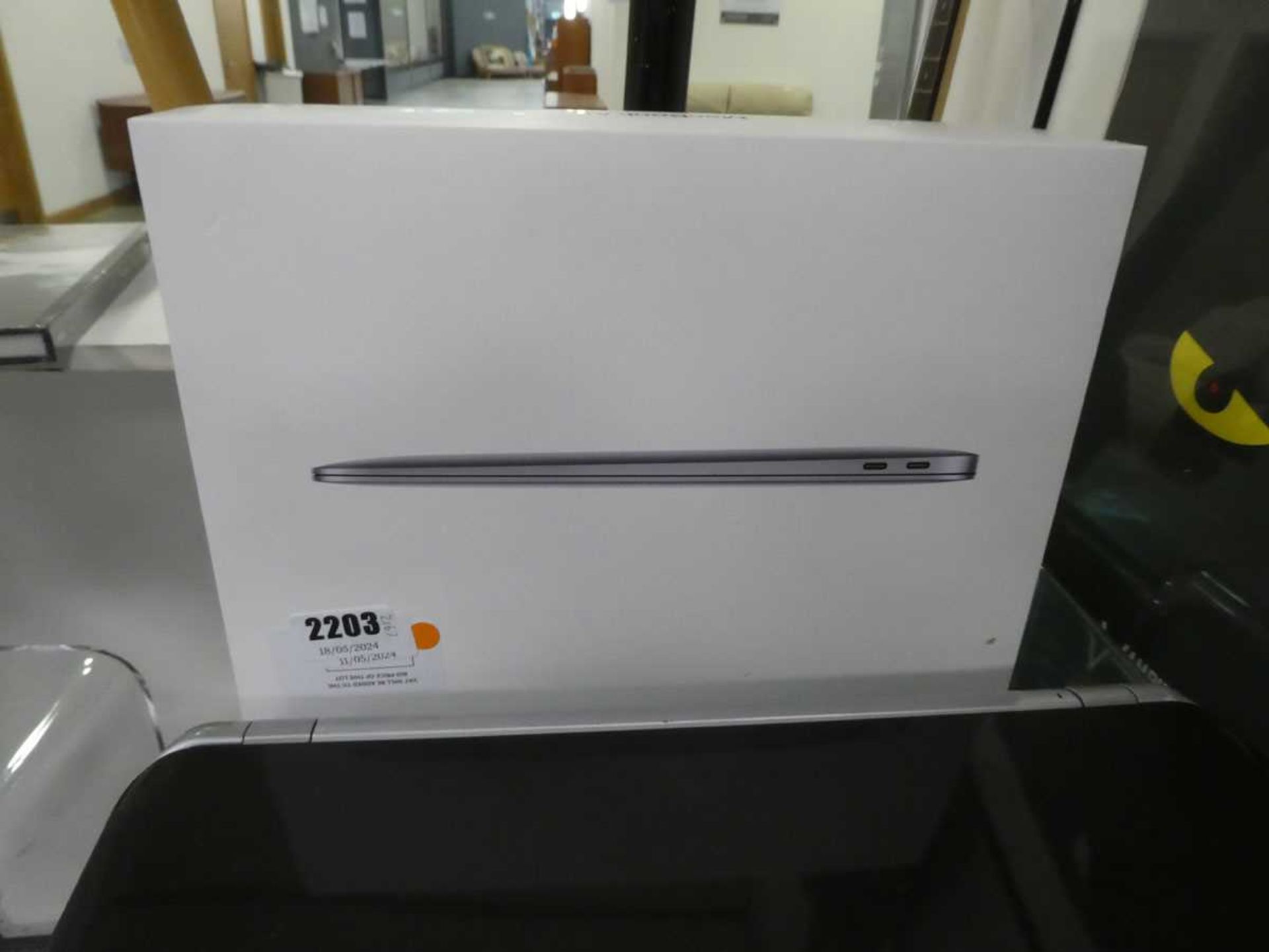 +VAT Apple MacBook Air 13" model A2337 with Apple M1 chip, 8GB RAM, 256GB SSD