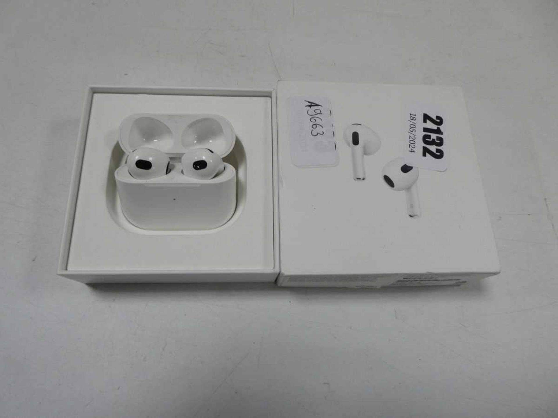 Pair of Apple airpods 3rd generation (MME73ZM/A)