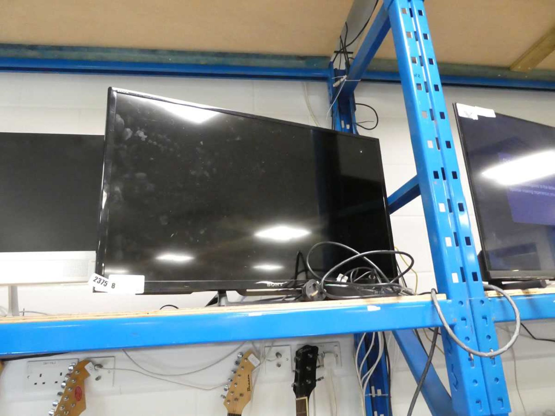 Sony 32" TV (KDL32R40SC) with stand