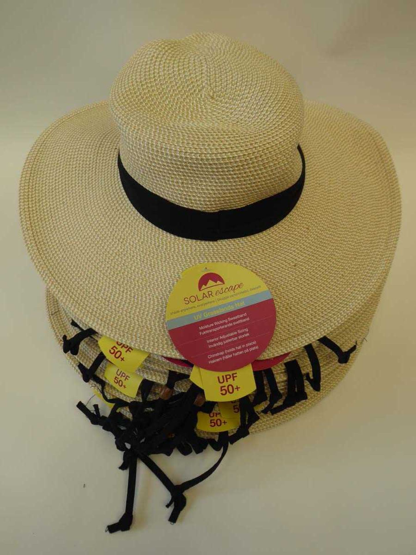 +VAT Approx. 20 Solar Escape UV grasslands hats