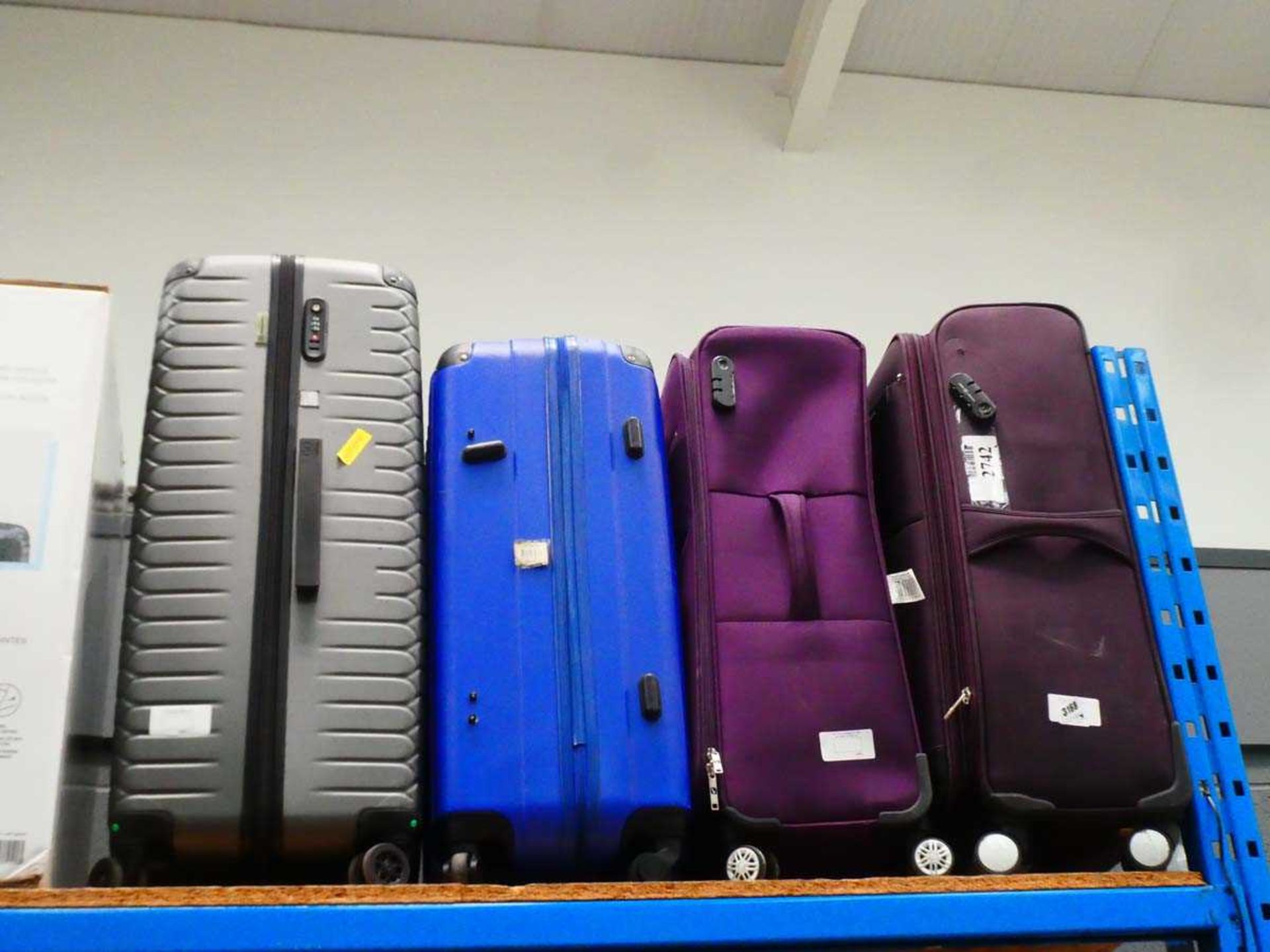 +VAT 4 large suitcases