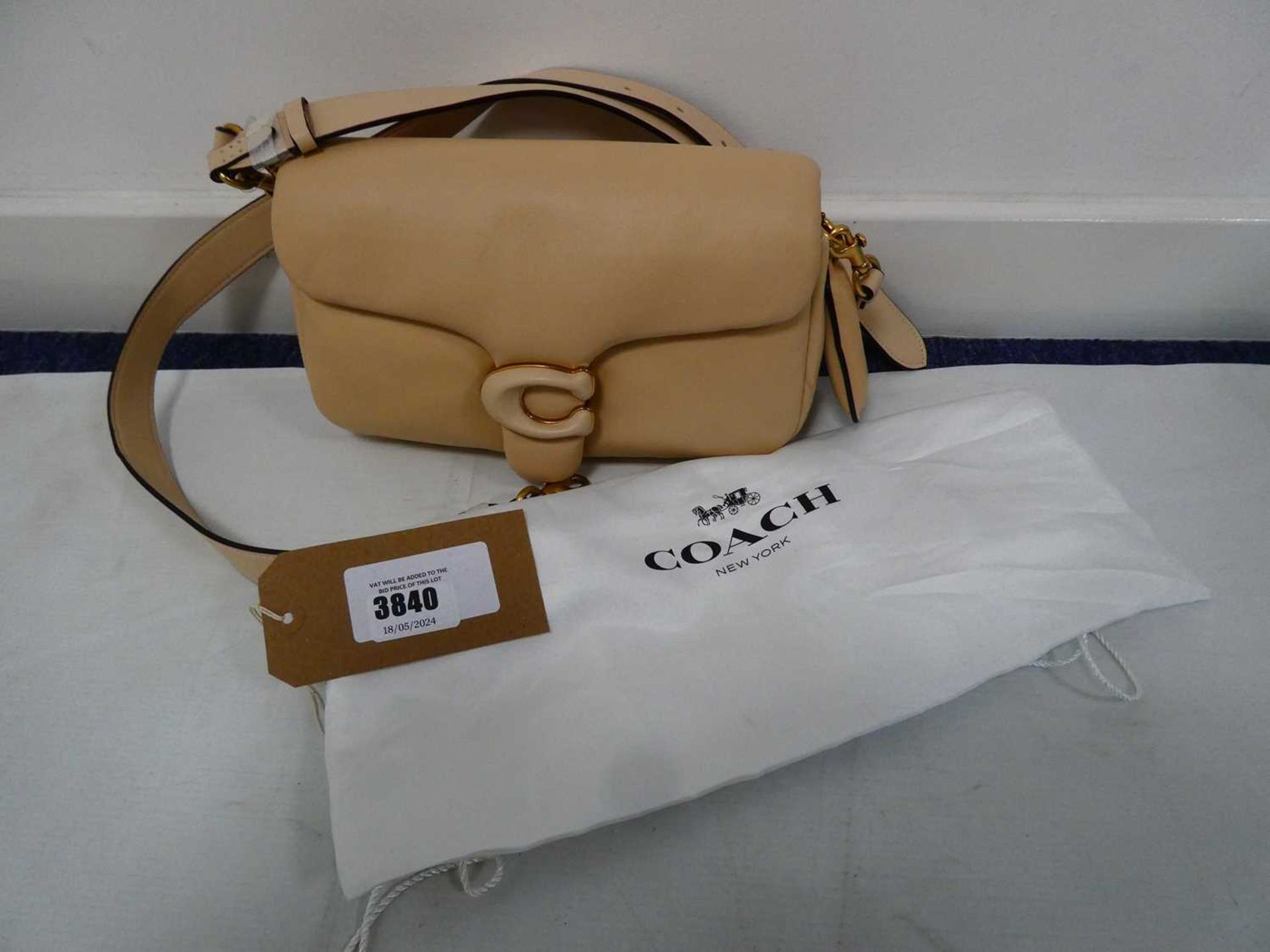 +VAT Coach New York handbag in ivory with dust bag