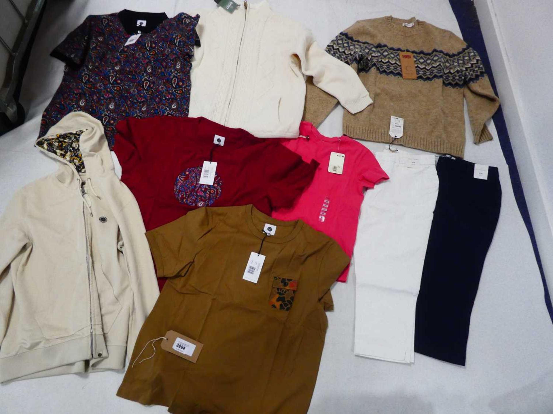 +VAT Selection of clothing to include Pretty Green, Levi, Sea Salt Cornwall, etc