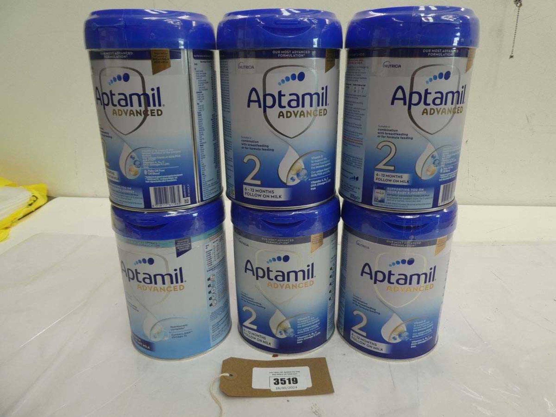 +VAT 6 x 800g tubs of Aptamil Advanced 2 follow on milk