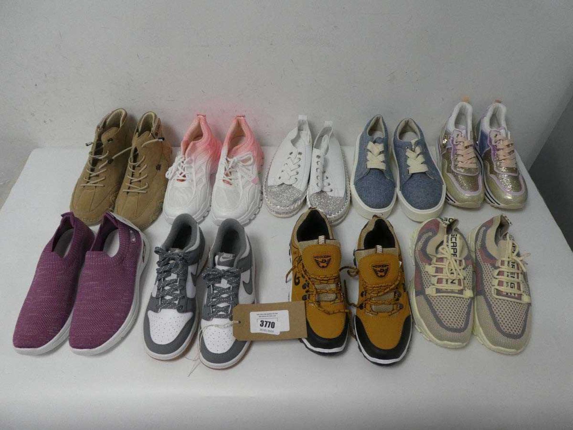 +VAT 9 x pairs of ladies trainers of various styles and sizes, includes- Nike + Ldeck