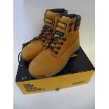 1 pair of men's DeWalt Industrial Footwear steel toe cap boots in UK 8