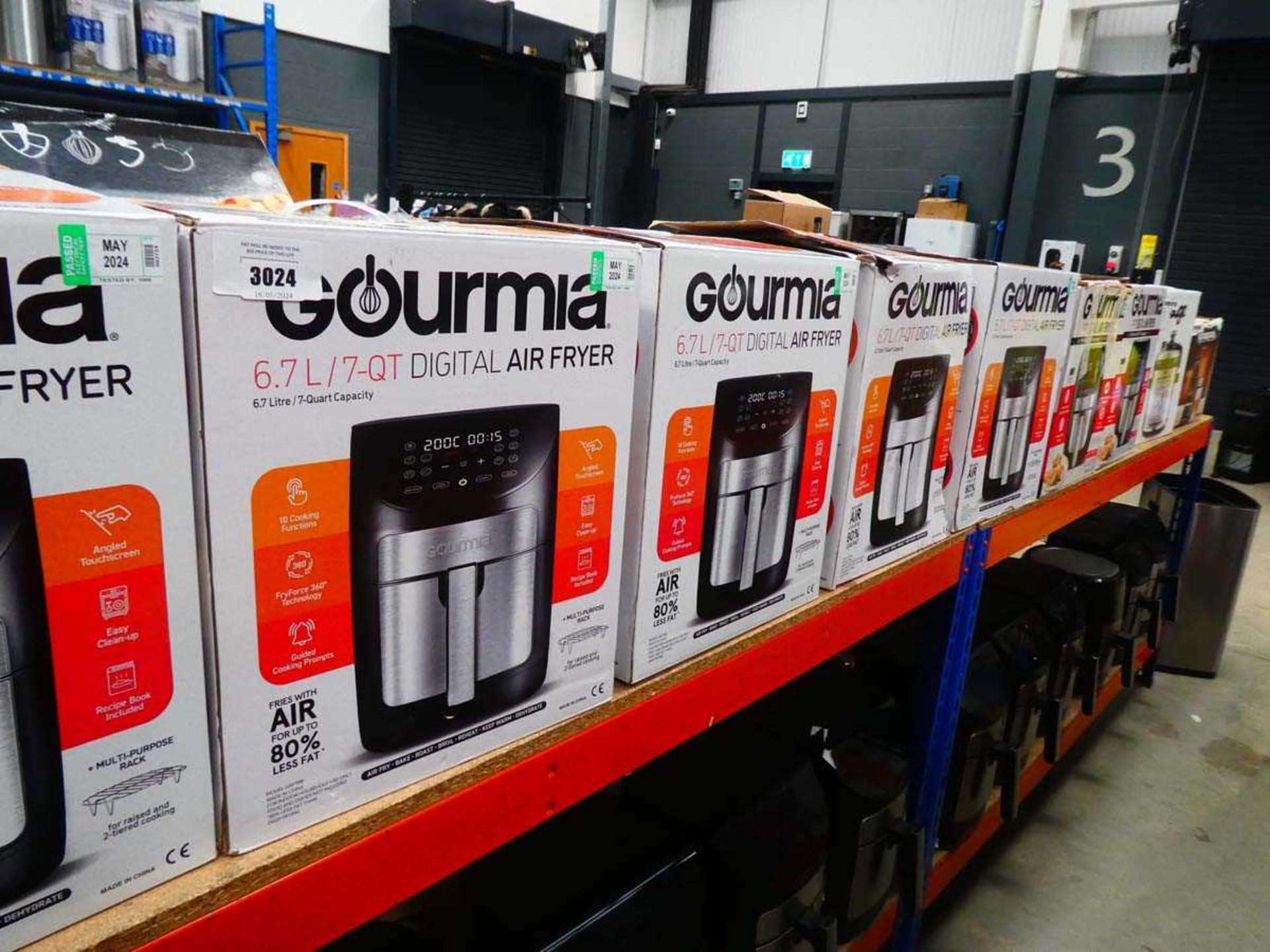 +VAT 6 boxed Gourmia digital air fryers