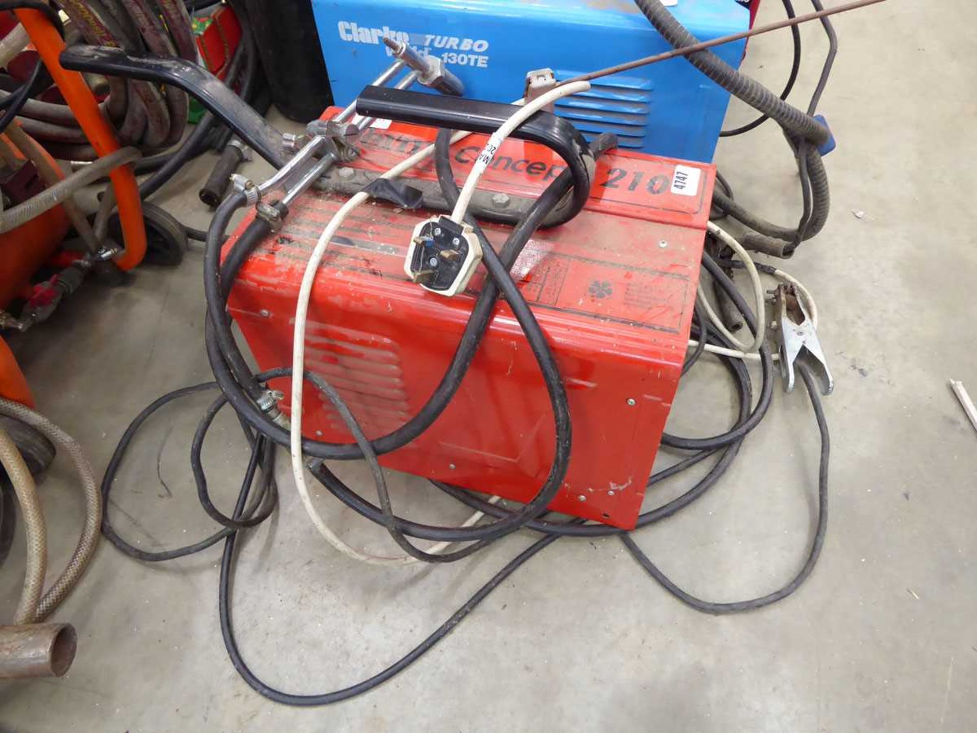 Ferm Concept 2210 welder