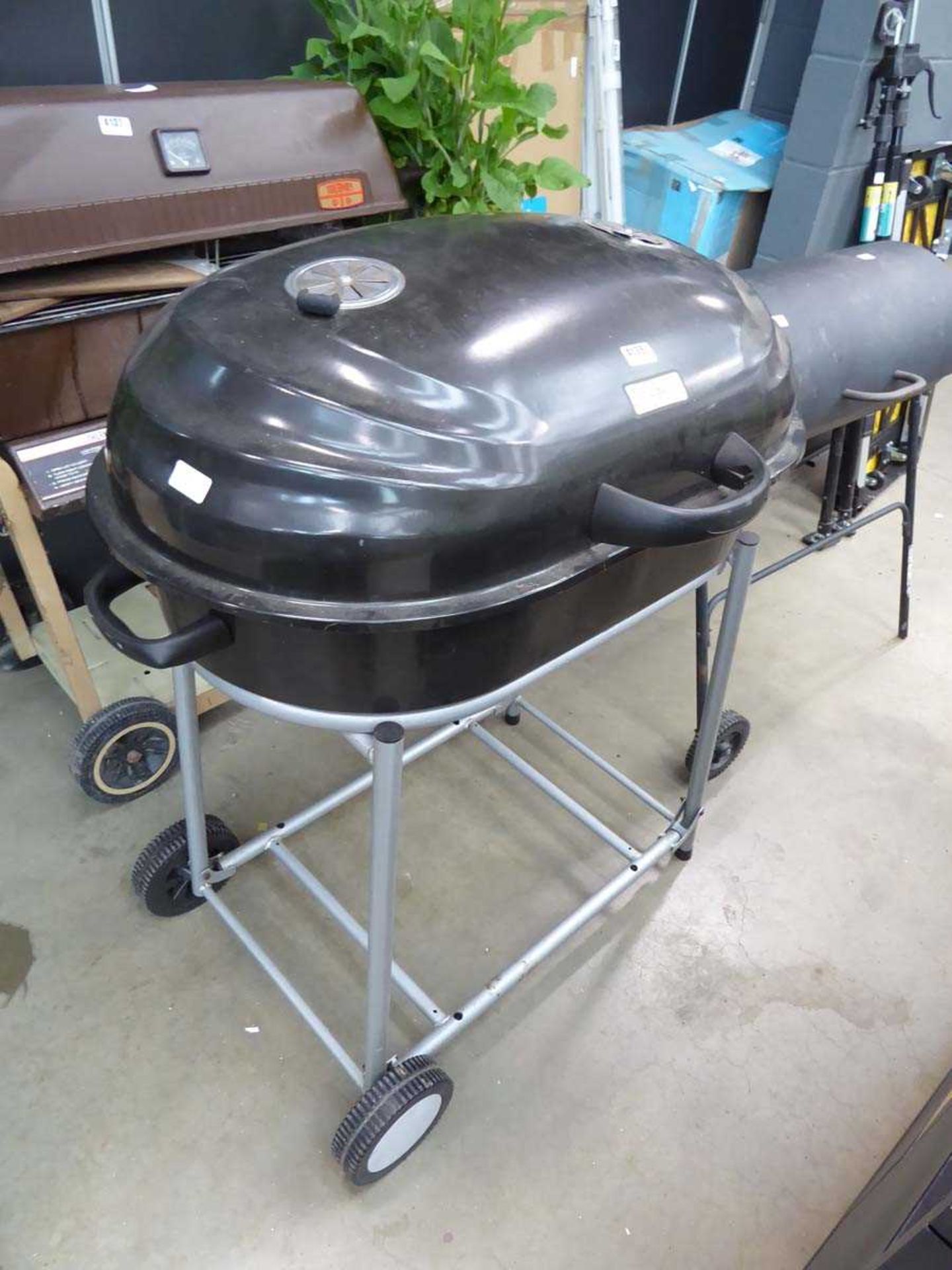 Oval charcoal BBQ