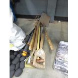 Small quantity of garden tools