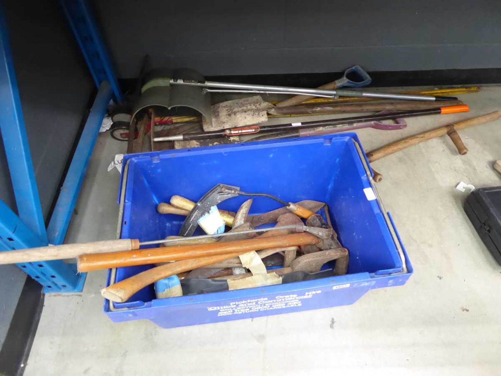 Bucket of assorted tools and quantity of garden tools