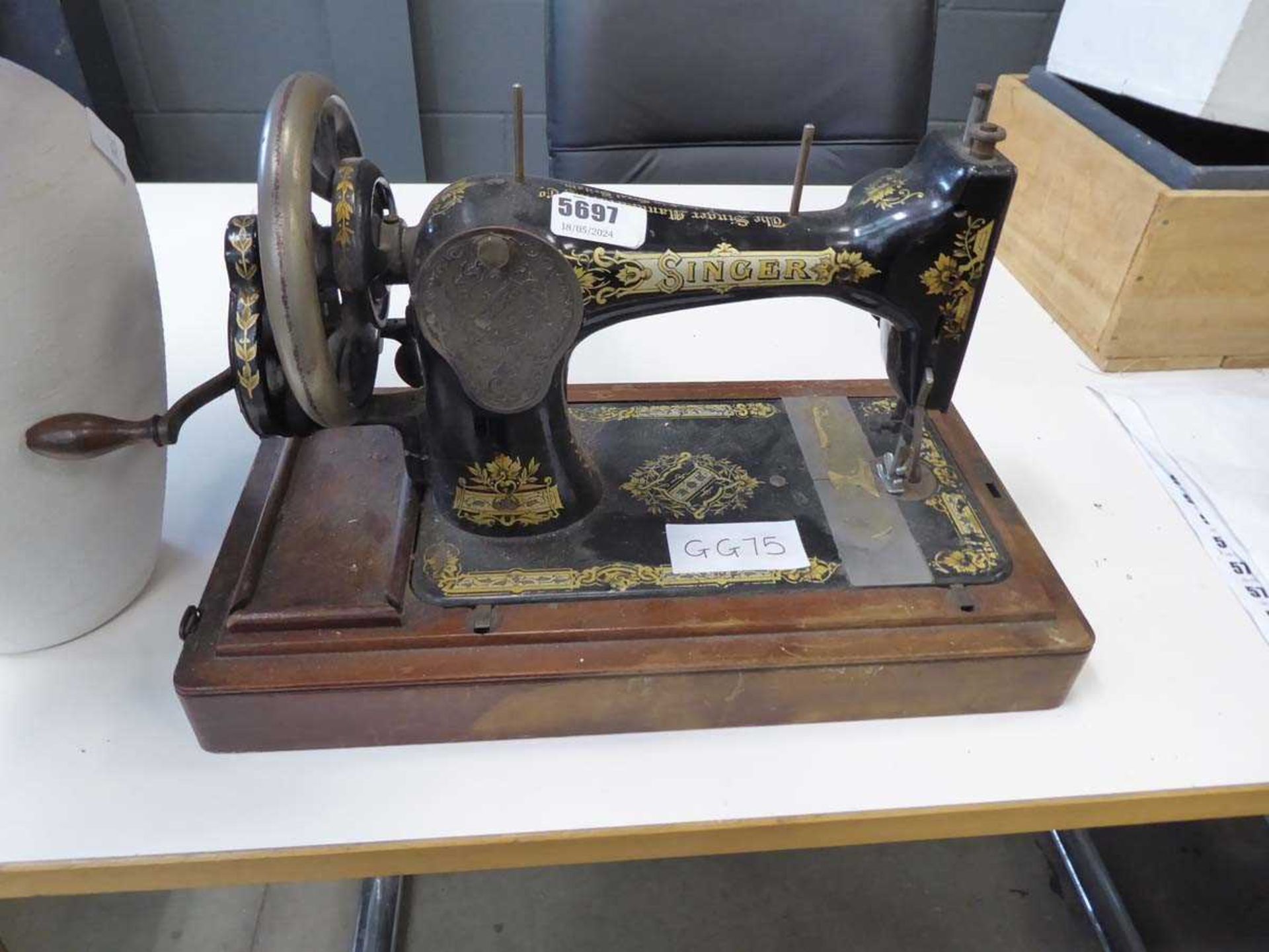 Singer sewing machine