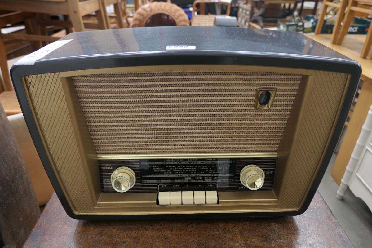 Vintage Murphy radio