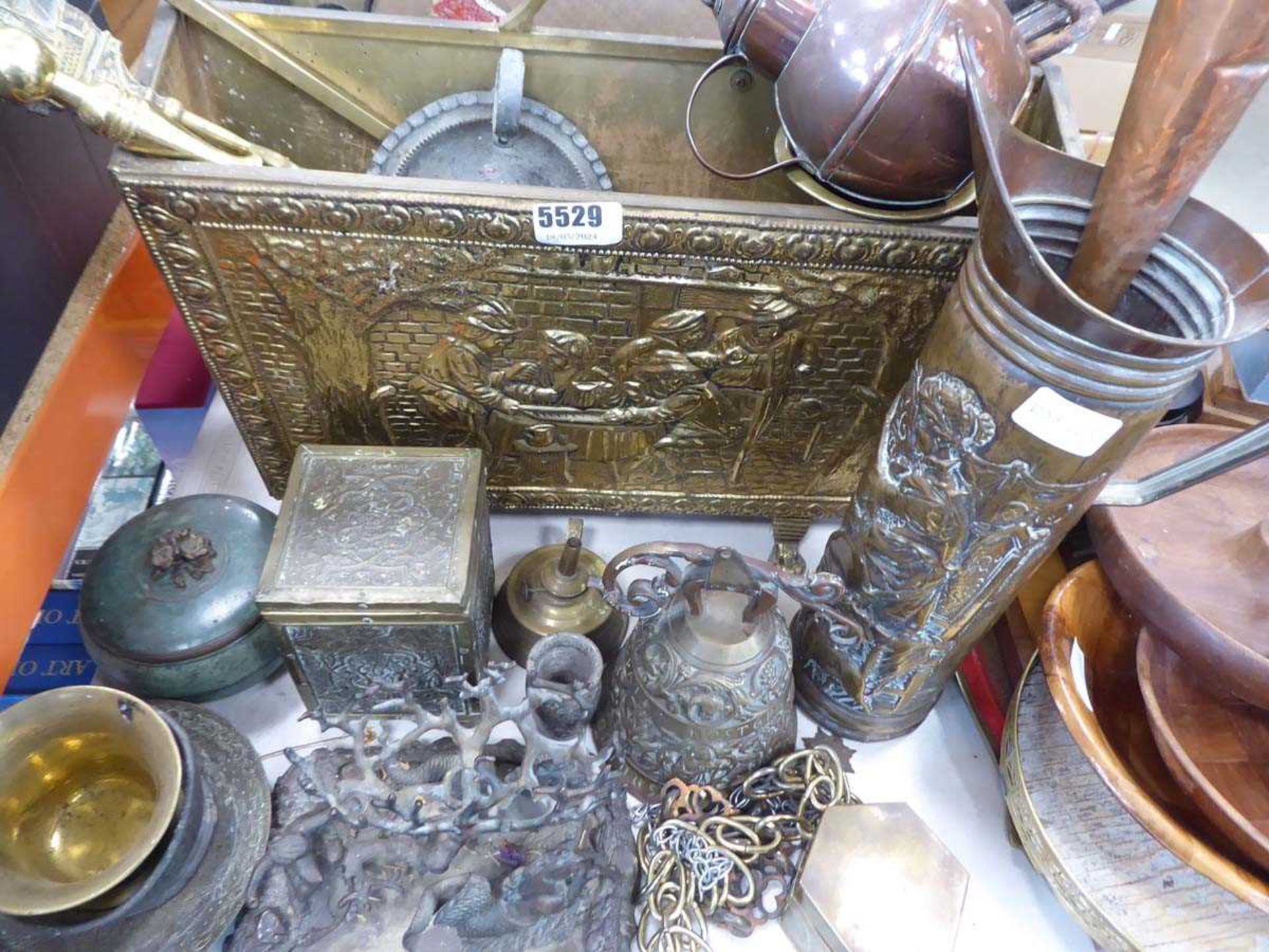 Qty of metalware to include bells, bowls, magazine racks, fire pokers etc