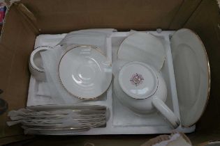 +VAT Box of White Rose tea ware