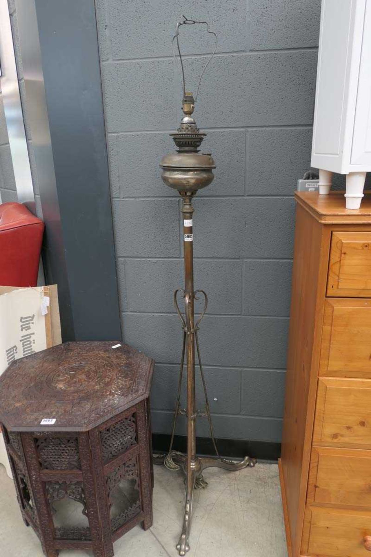 Metal work standard lamp