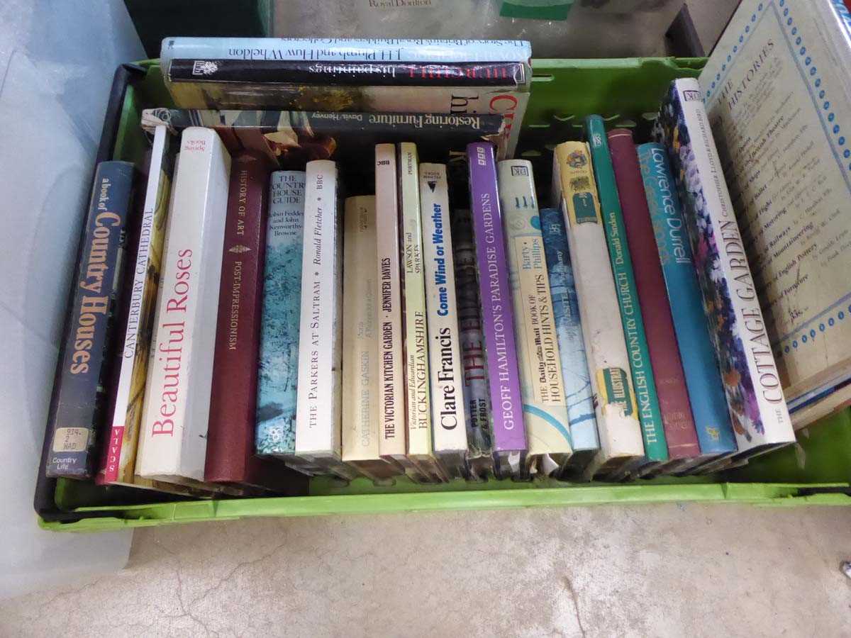 Box of books to include Household Hints, Churchill etc