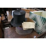 Top hat and gloves Width: 6.5"Length: 8"Height: 6.5" External silk is in good condition