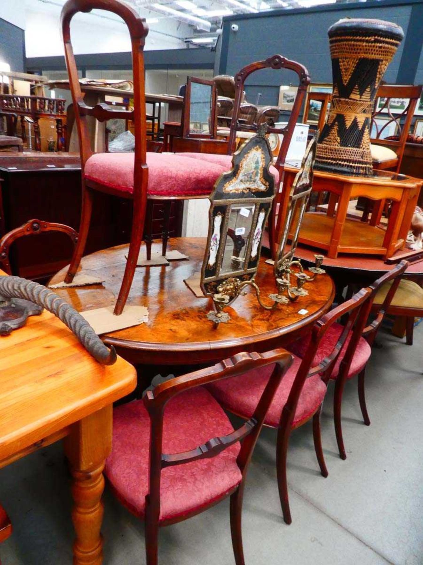 Victorian walnut loo table, together with 6 matching chairs