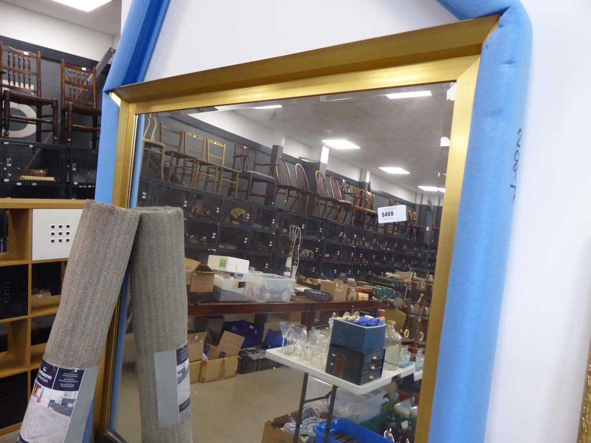 +VAT (1) Gilt framed rectangular mirror