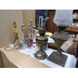 Quantity of lamps and oil lamps