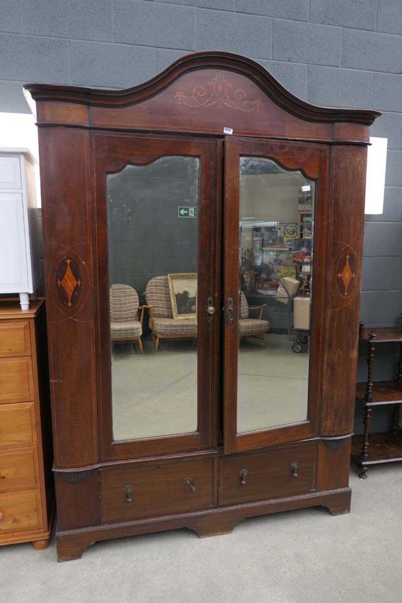 Double door mirrored wardrobe with dome top and 2 drawers under