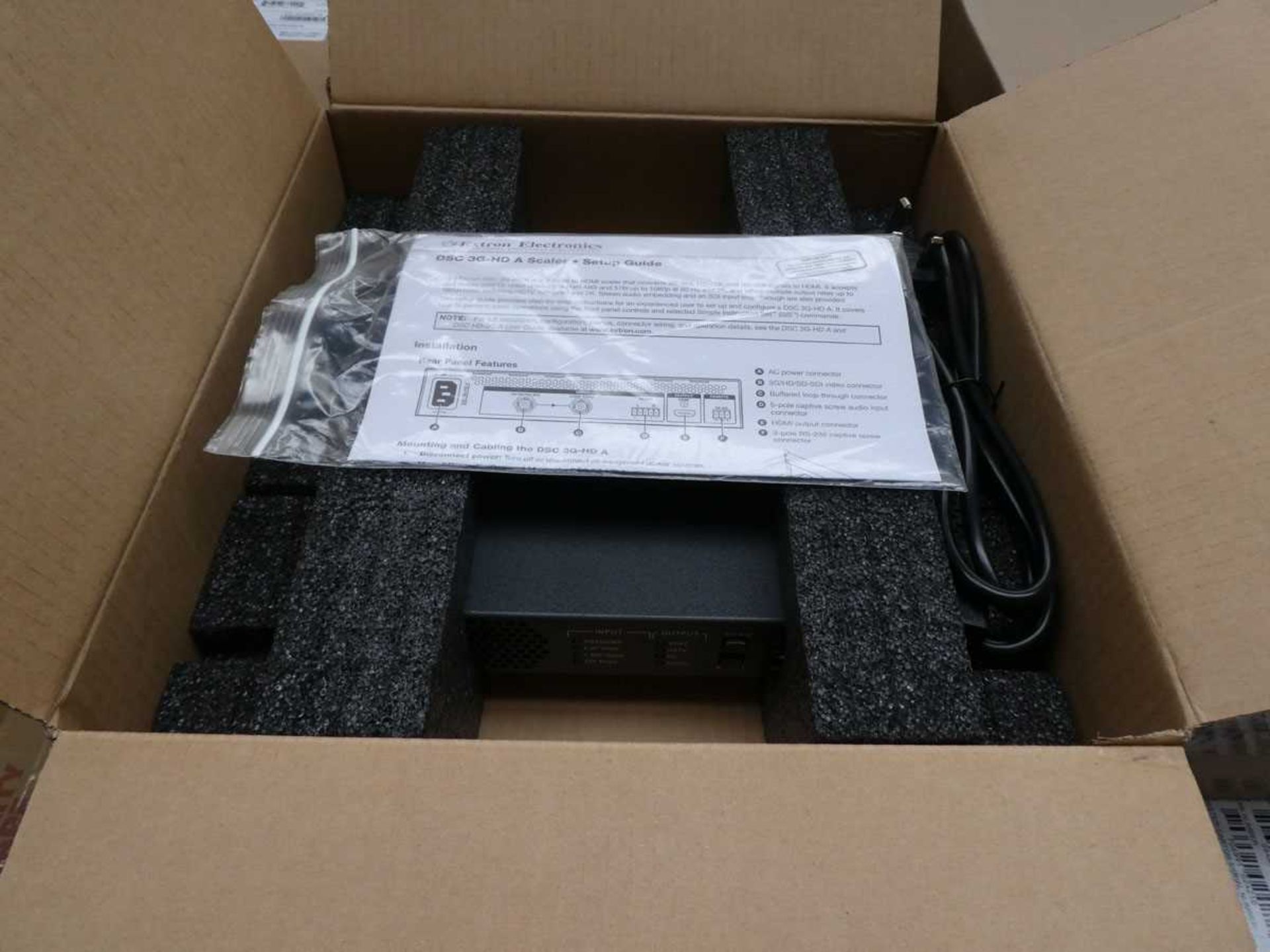 +VAT 2x Extron DSC 3G-HD A SDI HDMI scaler in boxes