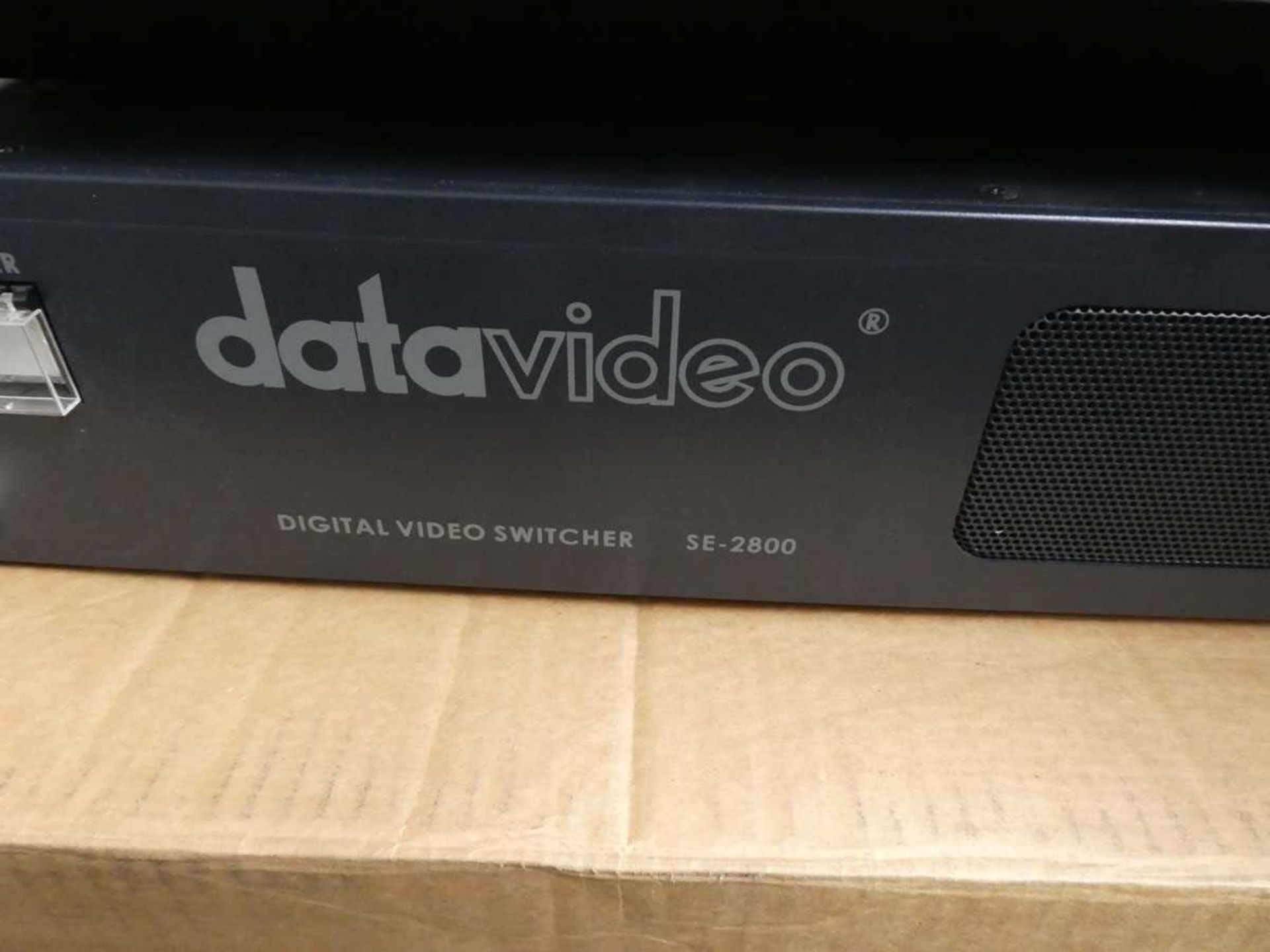 +VAT Data Video digital video switcher and controller, model no. SE2800 - Image 2 of 3
