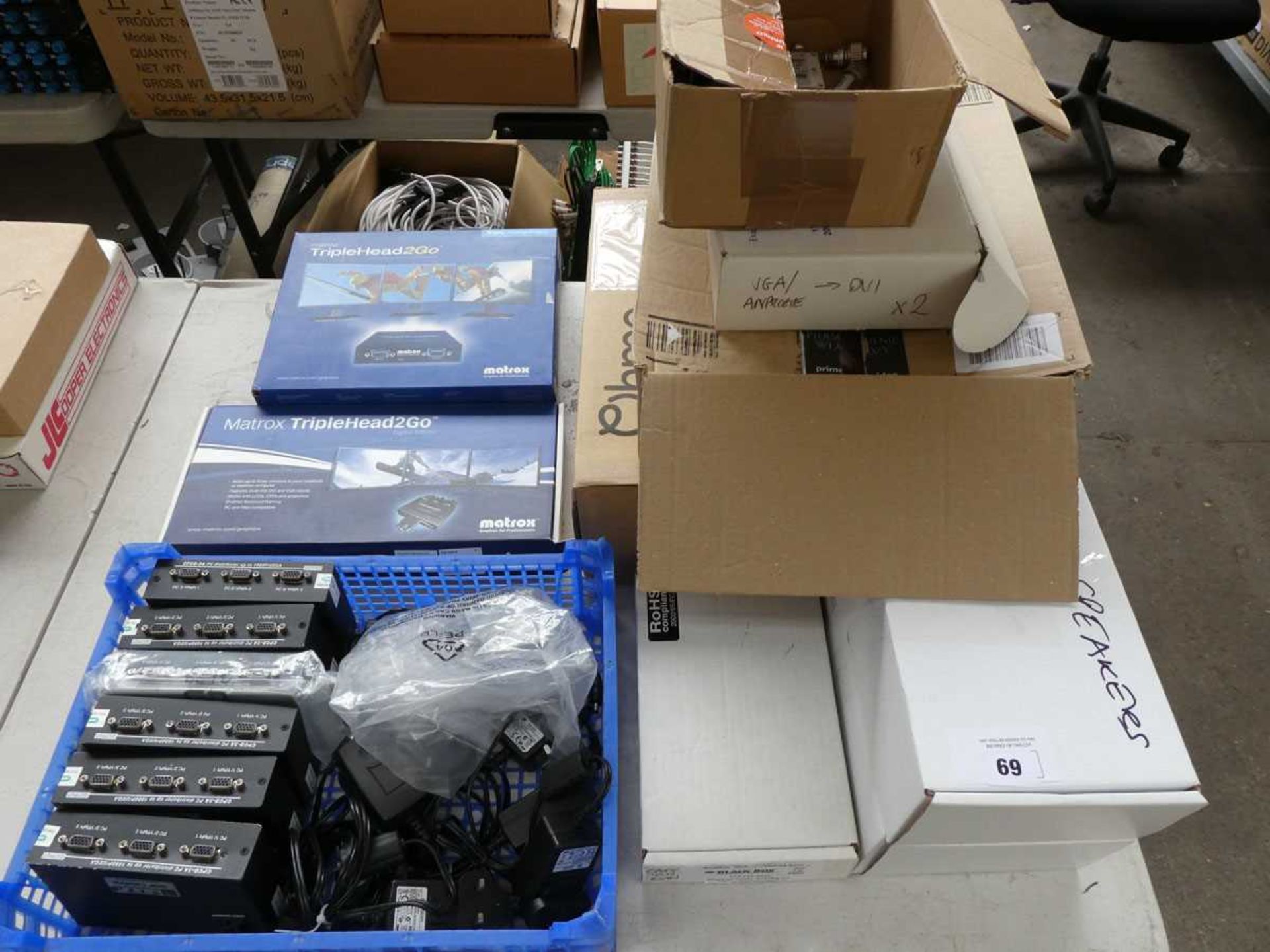+VAT Mixed lot including Matrox triple head 2 go assorted PC distributors with power supplies, TV
