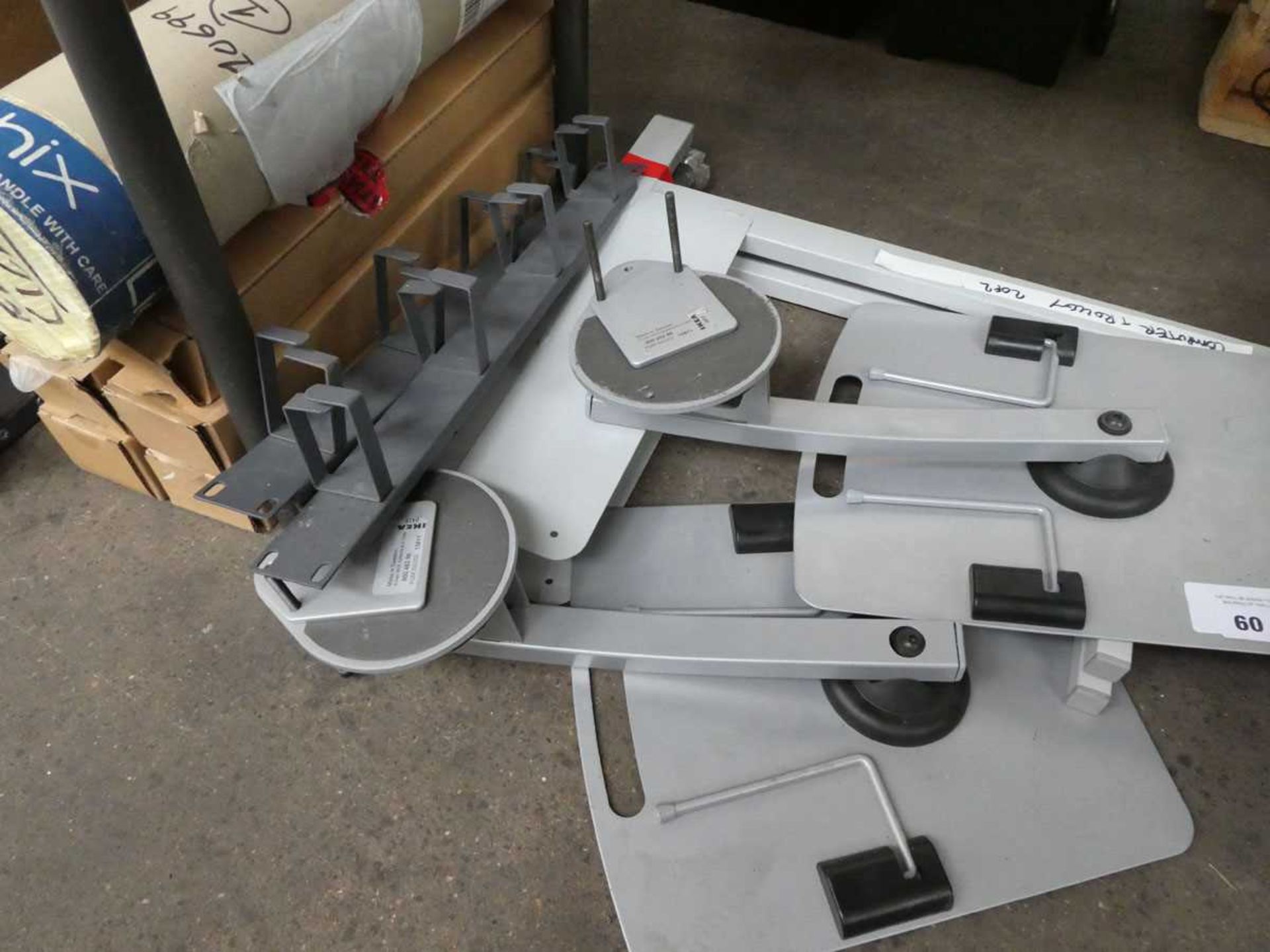 +VAT Rail kits, brackets for shelving and fixtures - Image 3 of 3