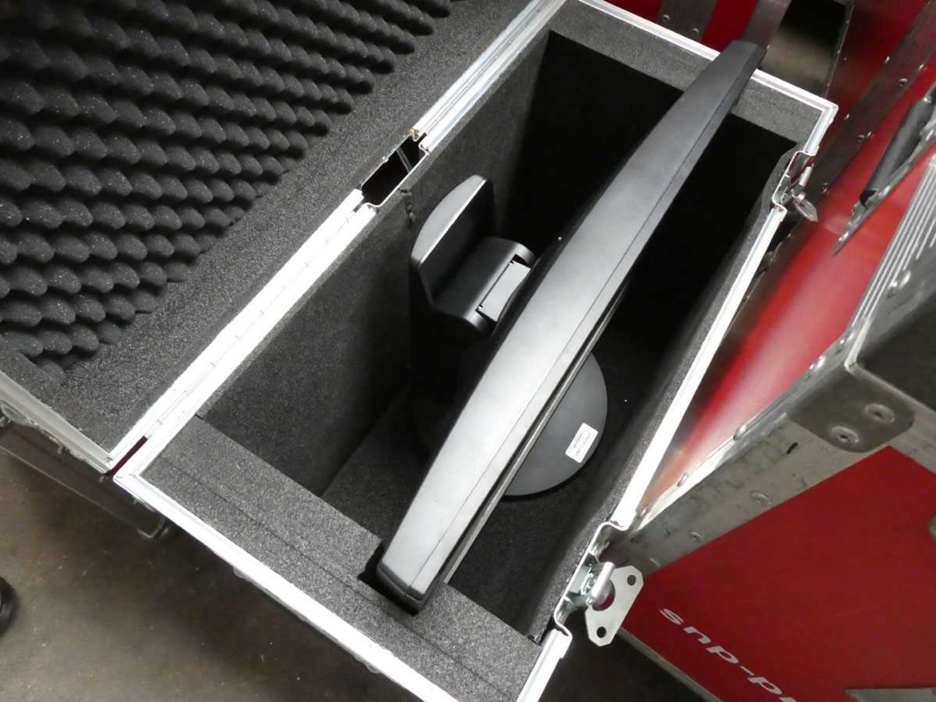 +VAT Red flight case containing Samsung 23" LCD monitor - Image 3 of 3