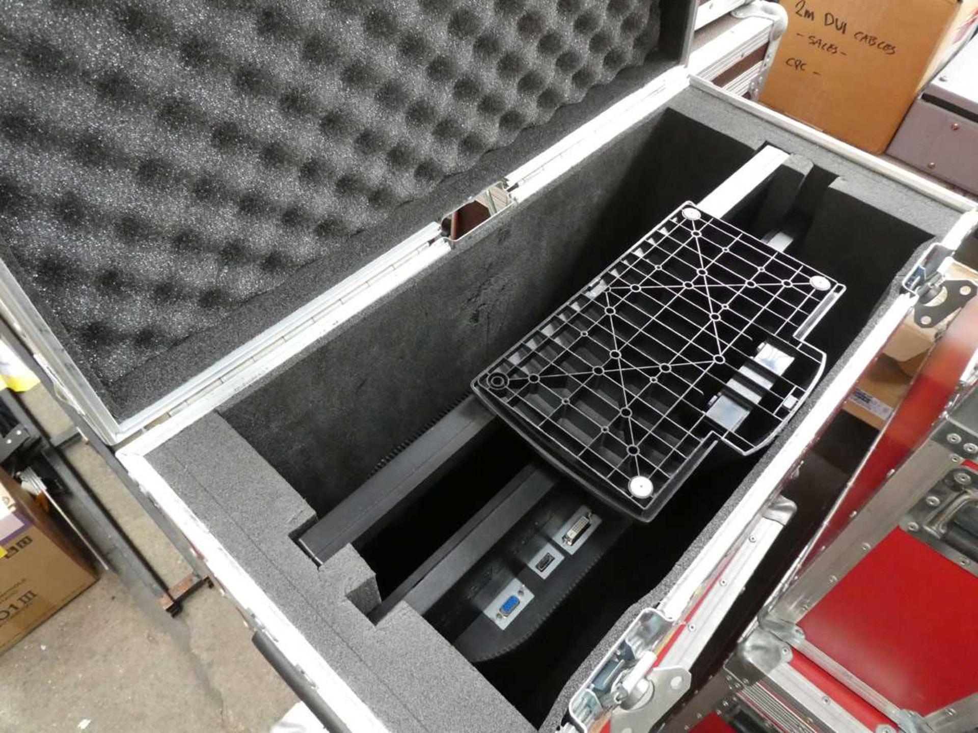 +VAT 2 top opening hinged padded flight cases in red each with a large monitor - Image 2 of 3