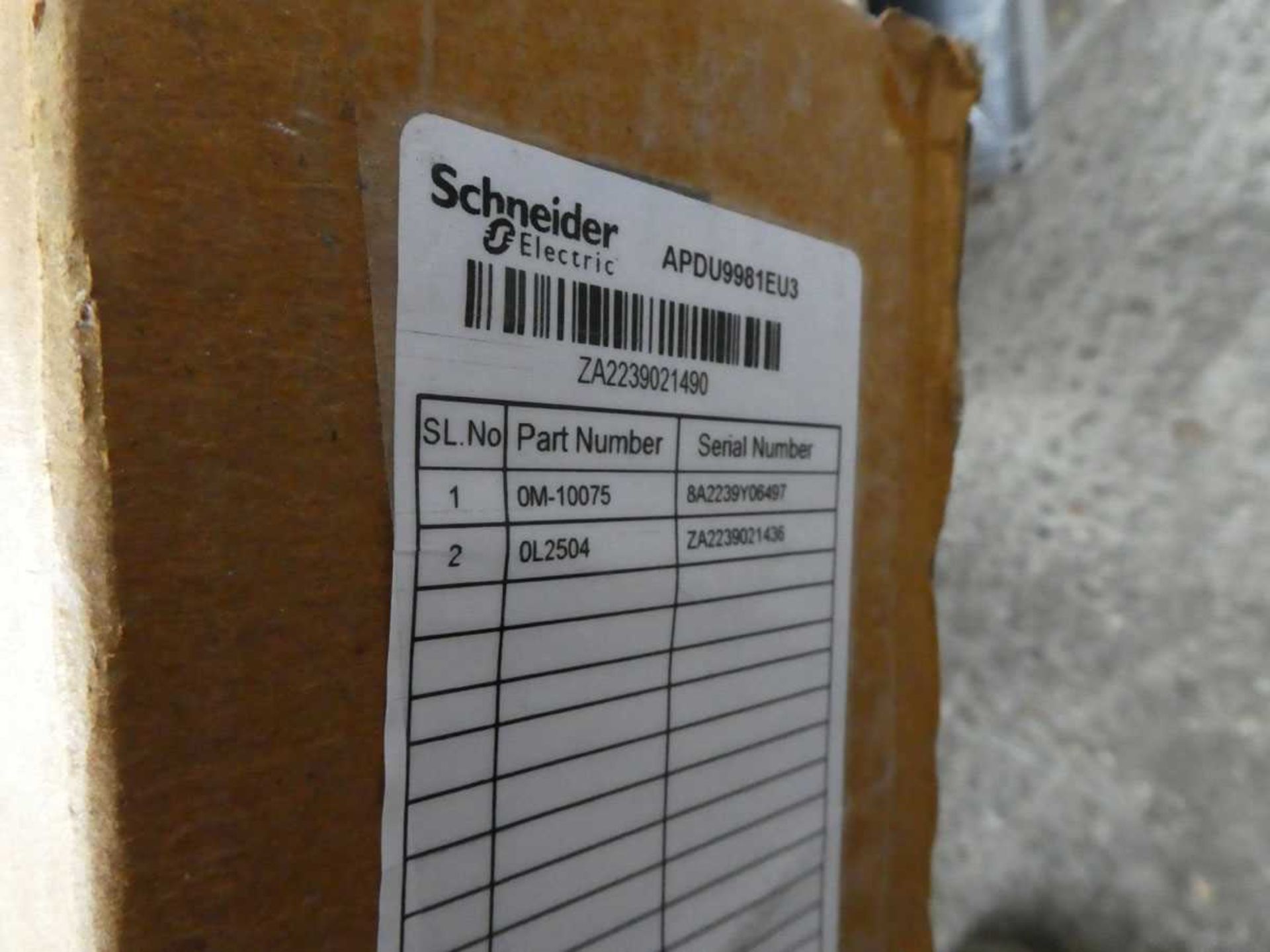 +VAT 2x boxed Schneider Power Distribution unit APDU9981EU3 - Image 3 of 3