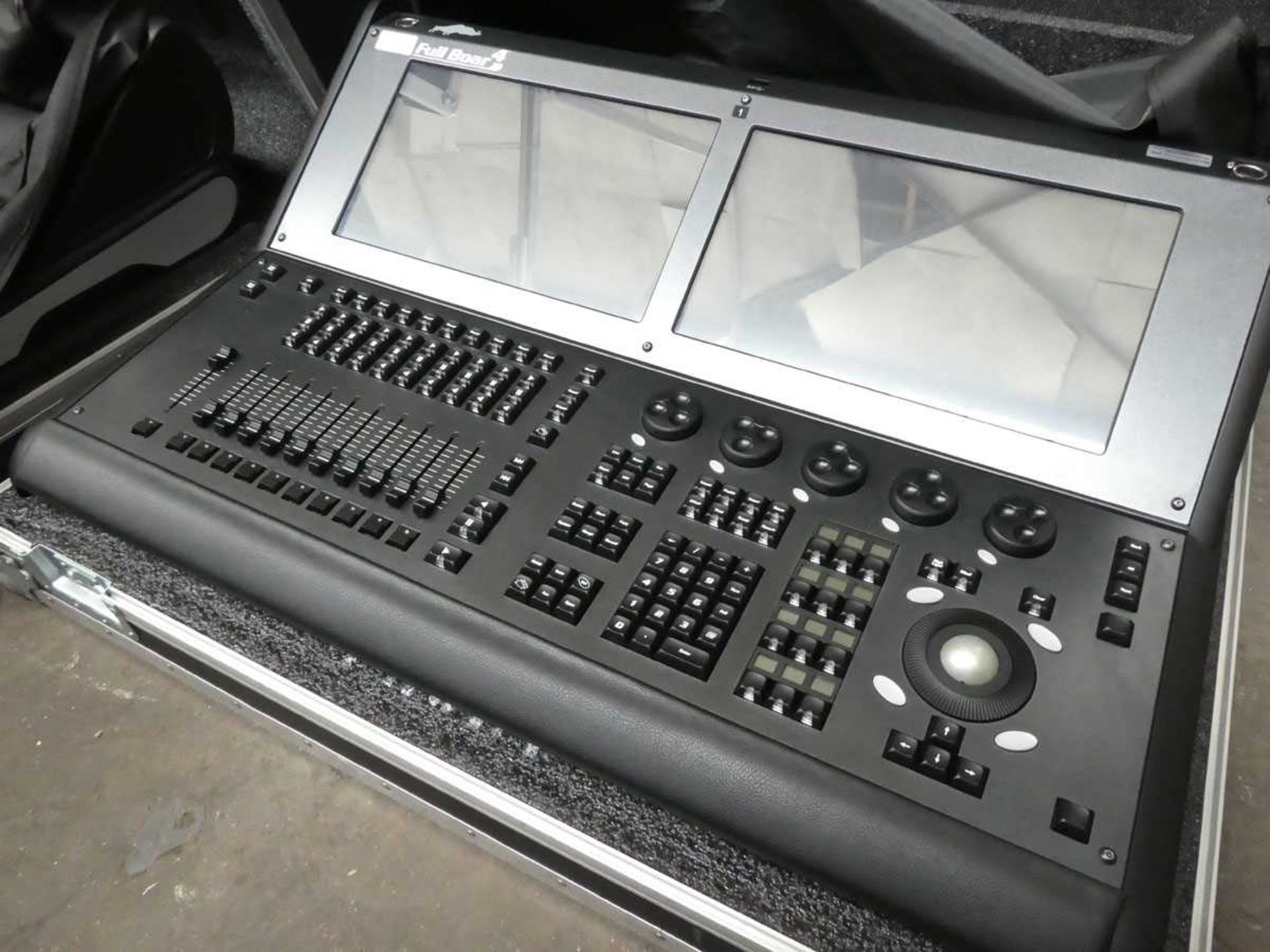 +VAT Hog Full Boar 4 DMX lighting console by High End Systems with 4x DMX outputs on rear panel, - Image 3 of 7