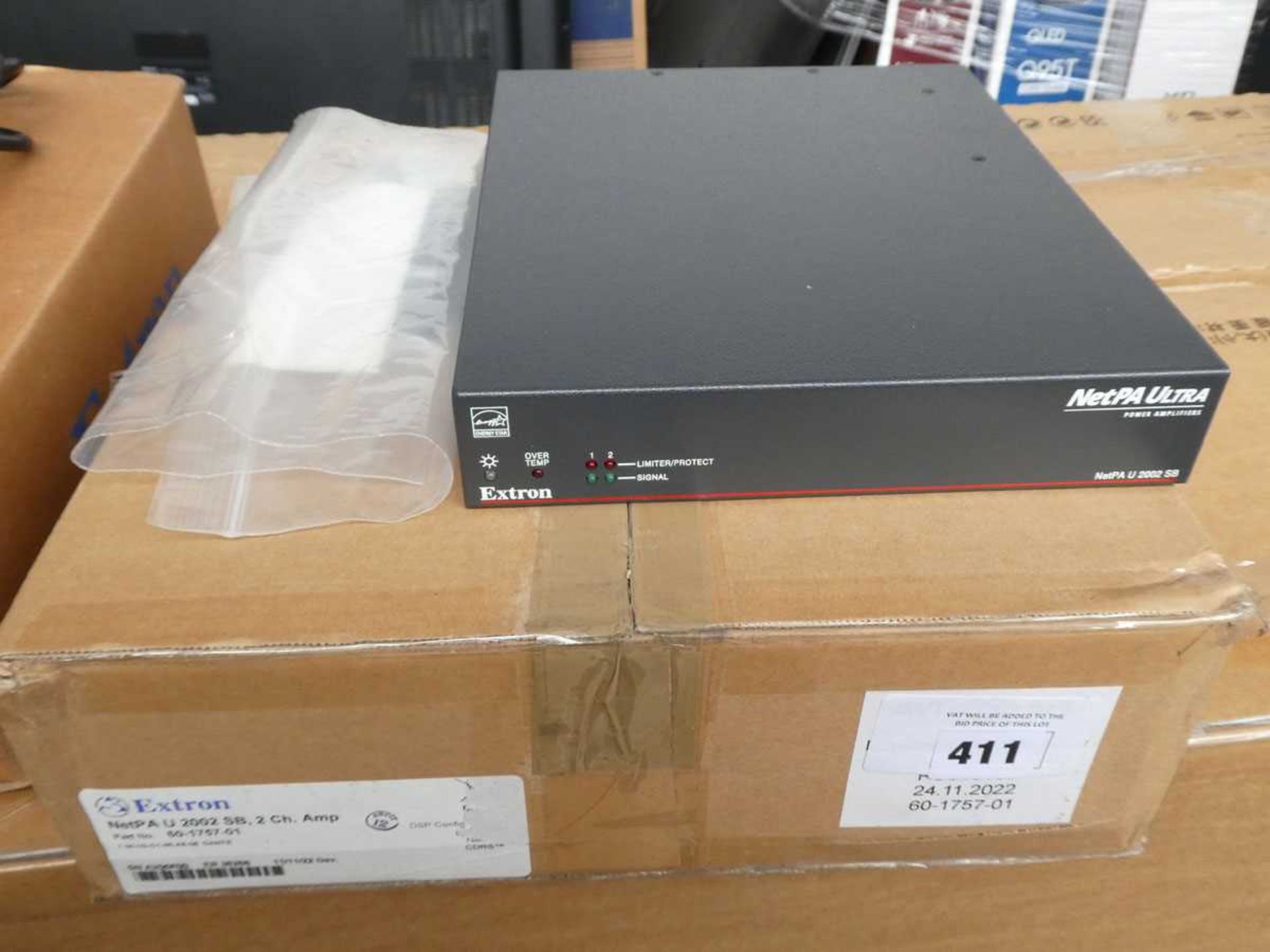 +VAT Boxed Extron 2 channel amplifier NETPA-U2002SB