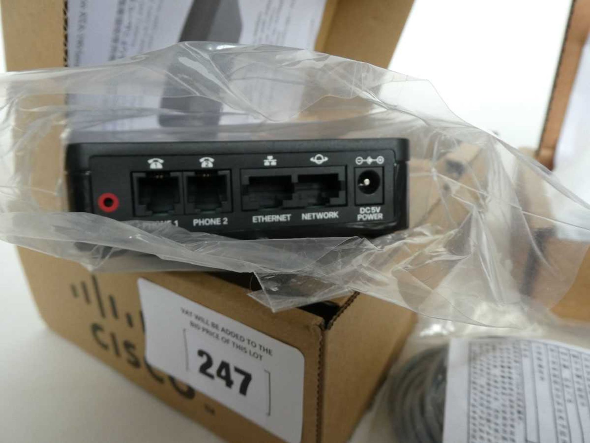 +VAT 3x Cisco items including 1 ATA 190 Series analogue telephone adapter with power supply, 1 Cisco - Image 2 of 4